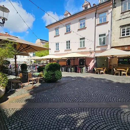 Relaxed Escape In The Old Town - App Sviti Tour As 아파트