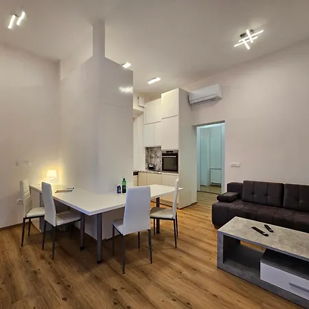 Relaxed Escape In The Old Town - App Sviti Tour As Apartment *